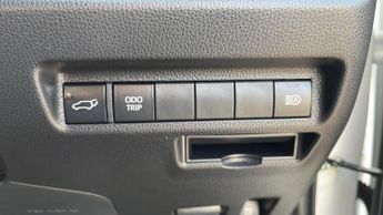 Toyota RAV4 2.5 VVT 18.1kWh Design CVT 4WD Euro 6 (s/s) 5dr