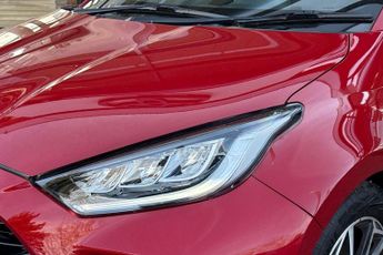 Toyota Yaris 1.5 VVT-h Design E-CVT Euro 6 (s/s) 5dr