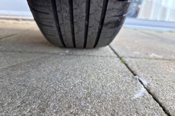 Toyota Yaris 1.5 VVT-h Design E-CVT Euro 6 (s/s) 5dr