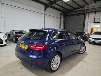 Audi A3 1.4 TFSI e-tron Sportback e-S Tronic Euro 6 5dr 8.8kWh
