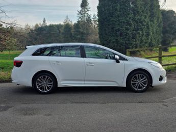 Toyota Avensis 2.0 D-4D Business Edition Touring Sports Euro 6 (s/s) 5dr