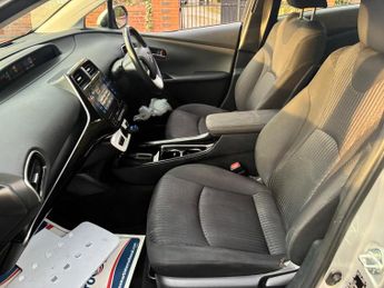 Toyota Prius 1.8 VVT-h Business Edition Plus CVT Euro 6 (s/s) 5dr (15in Alloy