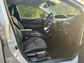 Toyota Prius 1.8 VVT-h Business Edition Plus CVT Euro 6 (s/s) 5dr (15in Alloy