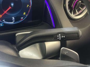 Mercedes-Benz GLB 1.3 GLB200 AMG Line (Premium) SUV 5dr Petrol 7G-DCT Euro 6 (s/s)