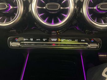 Mercedes-Benz GLB 1.3 GLB200 AMG Line (Premium) SUV 5dr Petrol 7G-DCT Euro 6 (s/s)