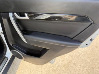 Chevrolet Captiva 2.2 VCDi LTZ Auto 4WD Euro 5 5dr (7 Seats)