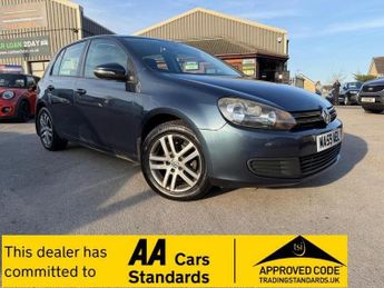 Volkswagen Golf 1.6 TDI SE DSG Euro 5 5dr