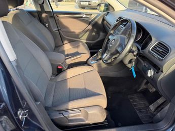 Volkswagen Golf 1.6 TDI SE DSG Euro 5 5dr