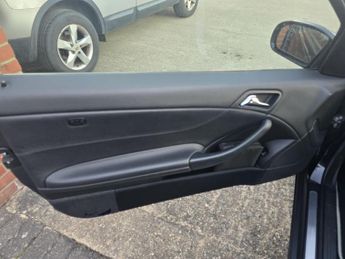 Mercedes-Benz C Class 2.1 C220 CDI Sport Edition 2dr