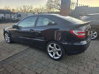 Mercedes-Benz C Class 2.1 C220 CDI Sport Edition 2dr
