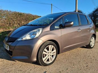 Honda Jazz 1.4 i-VTEC ES Plus CVT Euro 5 5dr