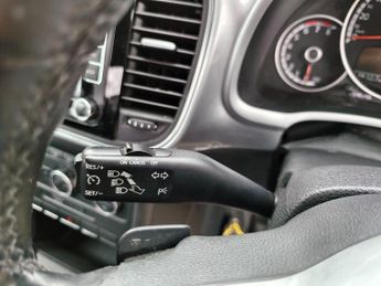 Volkswagen Beetle 1.2 TSI Design Hatchback 3dr Petrol DSG Euro 5 (105 ps)