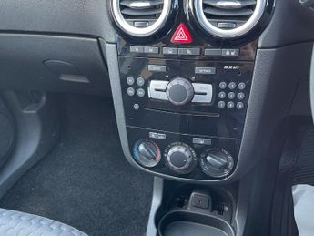 Vauxhall Corsa 1.4 16V SE Euro 5 5dr