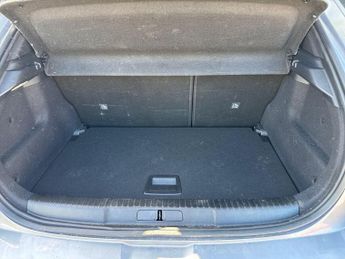 Vauxhall Mokka Electric 50kWh Ultimate SUV 5dr Electric Auto (136 ps)