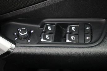 Audi Q2 1.5 TFSI CoD 35 S line S Tronic Euro 6 (s/s) 5dr