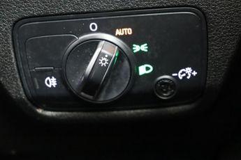 Audi Q2 1.5 TFSI CoD 35 S line S Tronic Euro 6 (s/s) 5dr