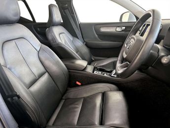 Volvo XC40 2.0 B5 MHEV Inscription Pro SUV 5dr Petrol Hybrid Auto AWD Euro 