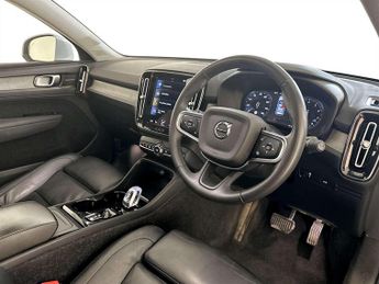 Volvo XC40 2.0 B5 MHEV Inscription Pro SUV 5dr Petrol Hybrid Auto AWD Euro 