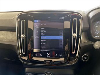 Volvo XC40 2.0 B5 MHEV Inscription Pro SUV 5dr Petrol Hybrid Auto AWD Euro 