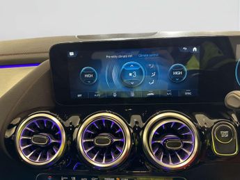 Mercedes-Benz EQA EQA 250 66.5kWh AMG Line SUV 5dr Electric Auto (190 ps)