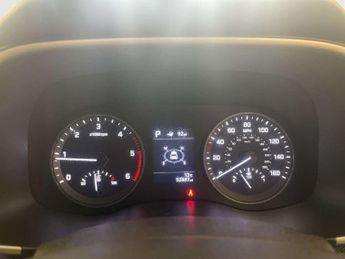 Hyundai TUCSON 1.6 CRDi MHEV SE Nav SUV 5dr Diesel Hybrid DCT Euro 6 (s/s) (136