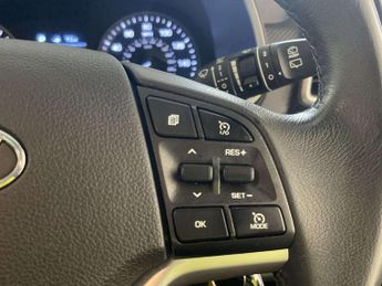 Hyundai TUCSON 1.6 CRDi MHEV SE Nav SUV 5dr Diesel Hybrid DCT Euro 6 (s/s) (136