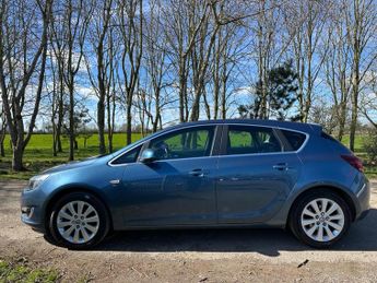 Vauxhall Astra 2.0 CDTi ecoFLEX Elite Euro 5 (s/s) 5dr