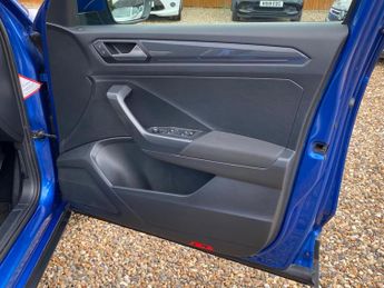Volkswagen T-Roc 1.5 TSI EVO SEL DSG Euro 6 (s/s) 5dr