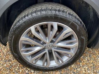 Volkswagen T-Roc 1.5 TSI EVO SEL DSG Euro 6 (s/s) 5dr