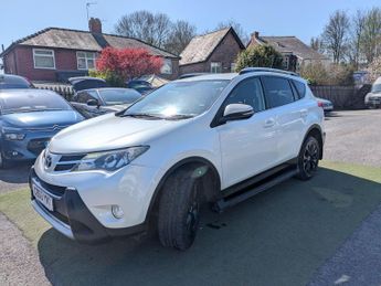 Toyota RAV4 2.2 D-CAT Invincible Auto 4WD Euro 5 5dr