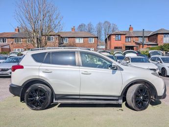 Toyota RAV4 2.2 D-CAT Invincible Auto 4WD Euro 5 5dr