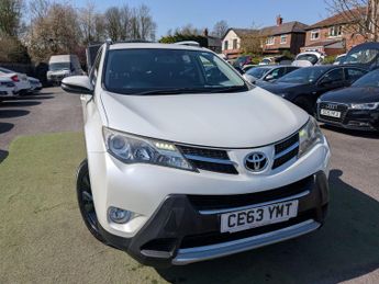 Toyota RAV4 2.2 D-CAT Invincible Auto 4WD Euro 5 5dr