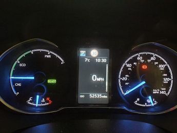 Toyota Yaris 1.5 VVT-h Design E-CVT Euro 6 (s/s) 5dr