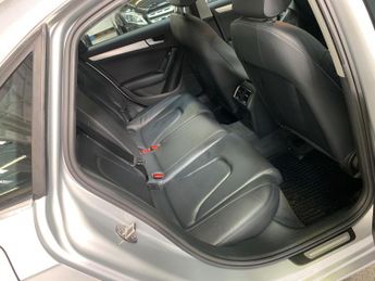 Audi A4 2.0 TDI SE Technik Multitronic Euro 5 (s/s) 4dr