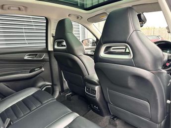 MG HS 1.5 MG HS Exclusive Semi-Auto 5dr