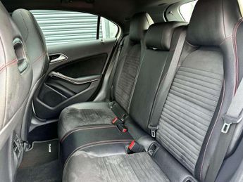 Mercedes-Benz A-CLASS 1.5 A 180 D AMG Line Premium+ Auto 5dr