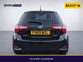 Toyota Yaris 1.5 VVT-h Y20 Bi-tone E-CVT Euro 6 (s/s) 5dr