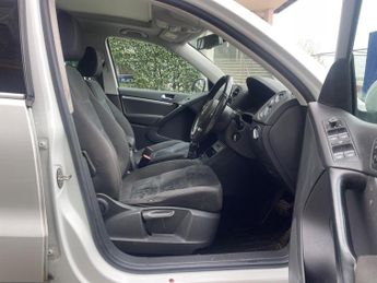 Volkswagen Tiguan 2.0 TDI BlueMotion Tech Match DSG 4WD Euro 6 (s/s) 5dr