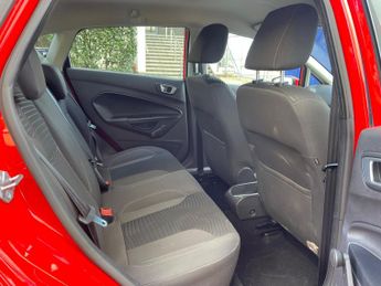 Ford Fiesta 1.0T EcoBoost Zetec Powershift Euro 5 5dr