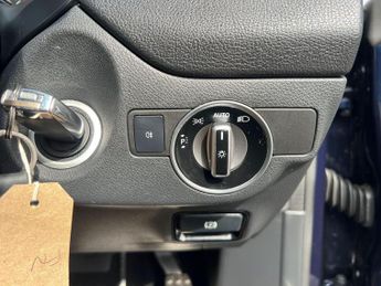 Mercedes-Benz CLA 2.1 CLA220d AMG Line Coupe 7G-DCT Euro 6 (s/s) 4dr