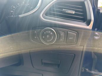 Ford Edge 2.0 TDCi Titanium Powershift AWD Euro 6 (s/s) 5dr