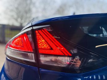 Hyundai IONIQ 38.3kWh Premium Auto 5dr