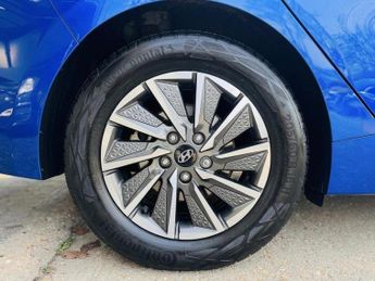 Hyundai IONIQ 38.3kWh Premium Auto 5dr