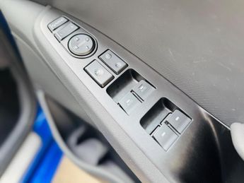 Hyundai IONIQ 38.3kWh Premium Auto 5dr