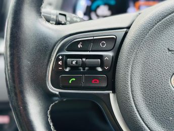 Kia Niro 1.6h GDi First Edition DCT Euro 6 (s/s) 5dr