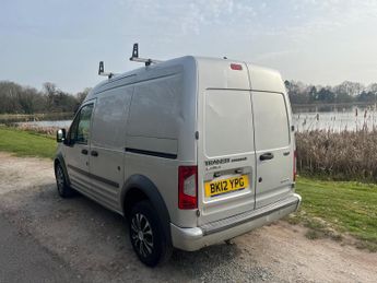 Ford Transit Connect 1.8 TDCi T230 Trend L3 H3 4dr DPF