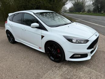 Ford Focus 2.0 TDCi ST-2 Euro 6 (s/s) 5dr