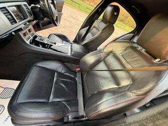 Jaguar XF 2.2d R-Sport Black Auto Euro 5 (s/s) 4dr