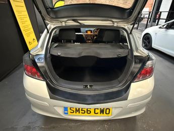 Vauxhall Astra 1.8i 16v Design Sport Hatch 3dr