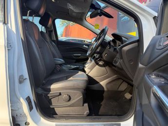 Ford Kuga 2.0 TDCi Titanium Powershift AWD Euro 5 5dr